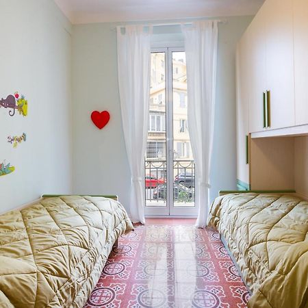Sanremo Grand Central Apartment Exteriör bild