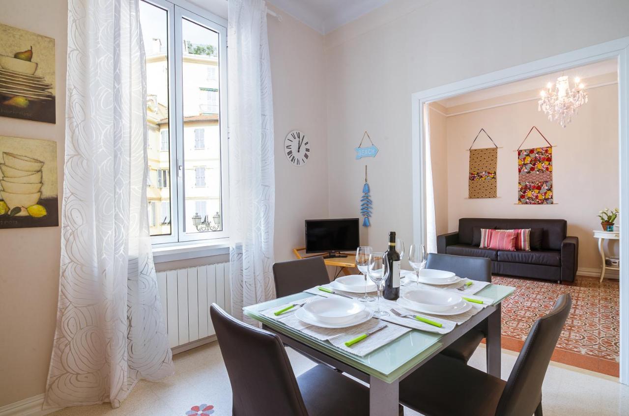 Sanremo Grand Central Apartment Exteriör bild